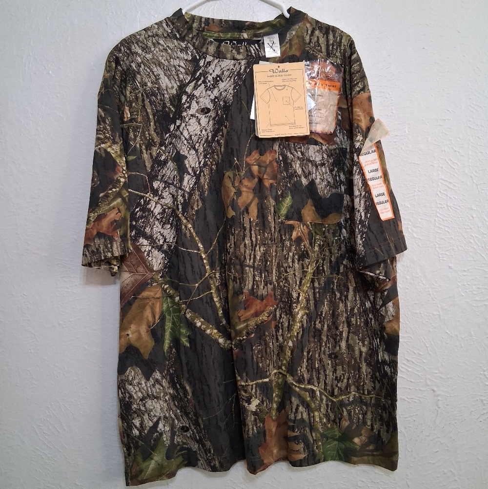 Walls Large Mossy Oak Breakup Hunting Tshirt Scentrex Silver Odor Eliminator NWT